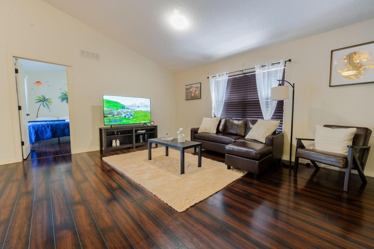 Home In Davenport Cheerful 4-Bedroom With Pool Exterior photo